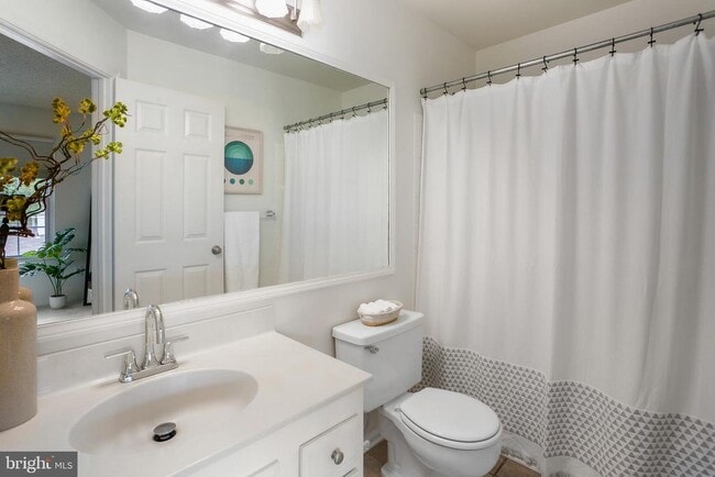 Building Photo - 6542 Cypress Point Rd