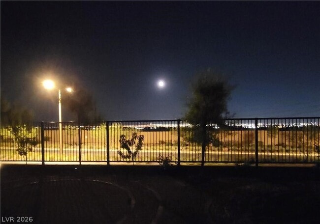 Building Photo - 130 Nine Mile Creek Dr