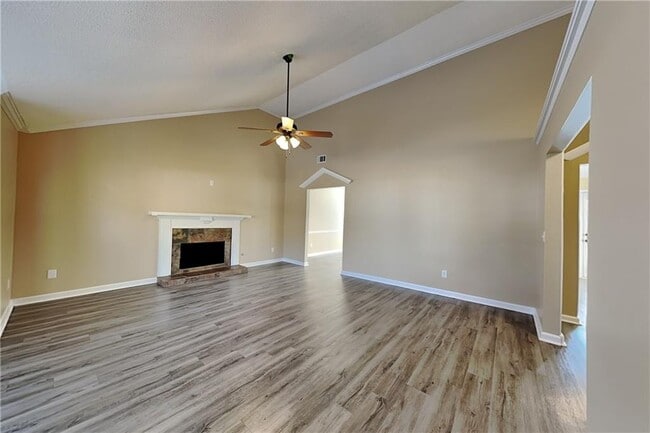 Building Photo - 7000 Greenfield Ln