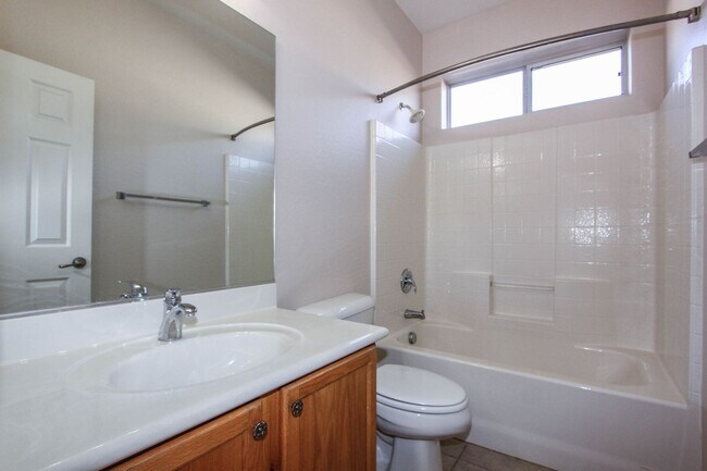 Building Photo - Pronghorn Ranch Amenities