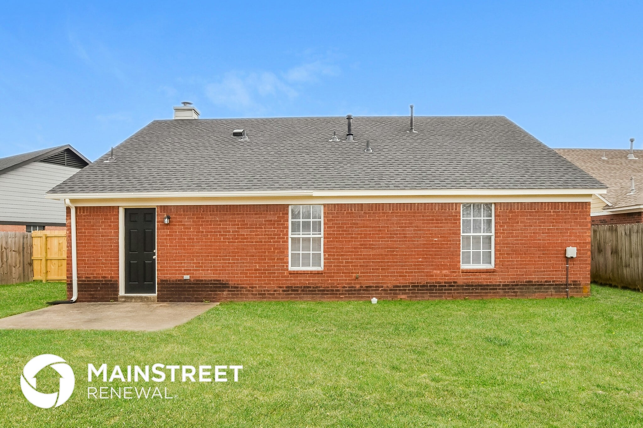 Building Photo - 7623 Caitlynn Circle W