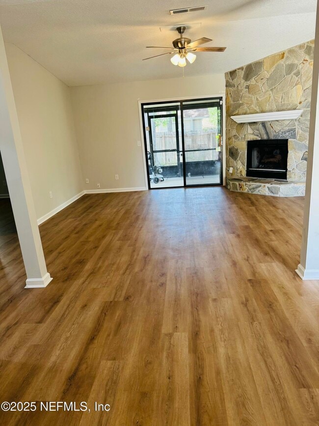 Building Photo - 8153 Settlers Landing Trail N