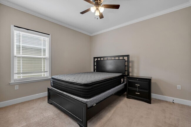 Building Photo - 1826 Sagebrook Dr