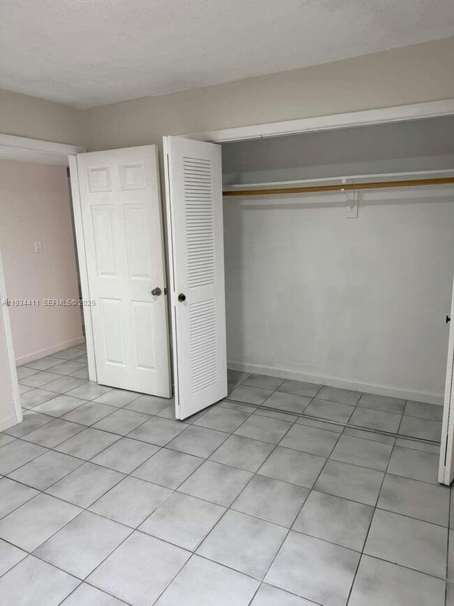 Building Photo - 505 NW 72nd Ave