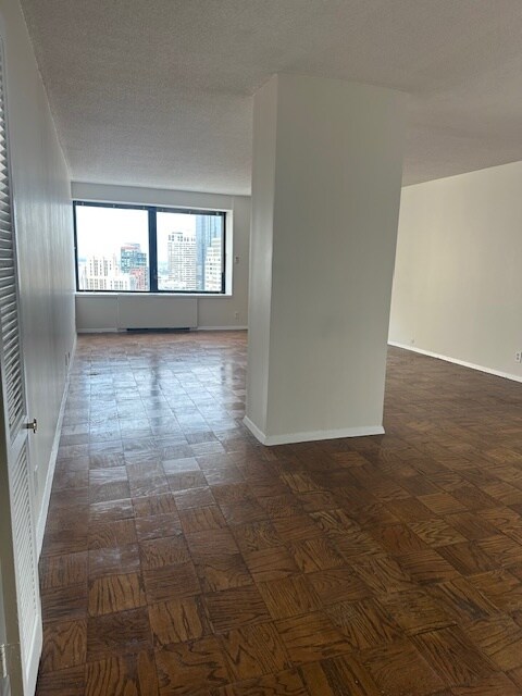 Building Photo - 85 E India Row