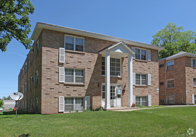 Primary Photo - Prospect Park Apartments