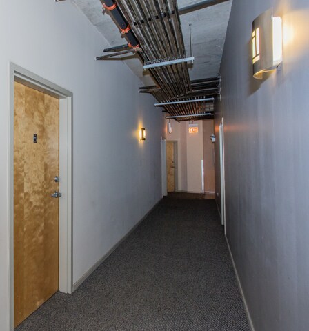 Building Photo - 6 S Laflin St