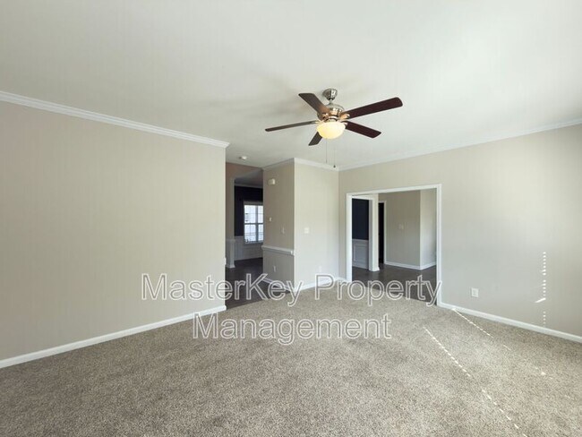 Building Photo - 2916 Hayward Ct