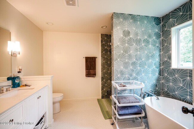 Building Photo - 7707 Cottage Cove Way