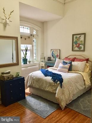 Building Photo - 1818 Pine St