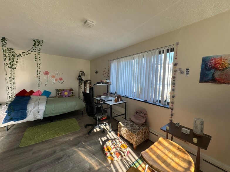 Building Photo - 5 Chester St