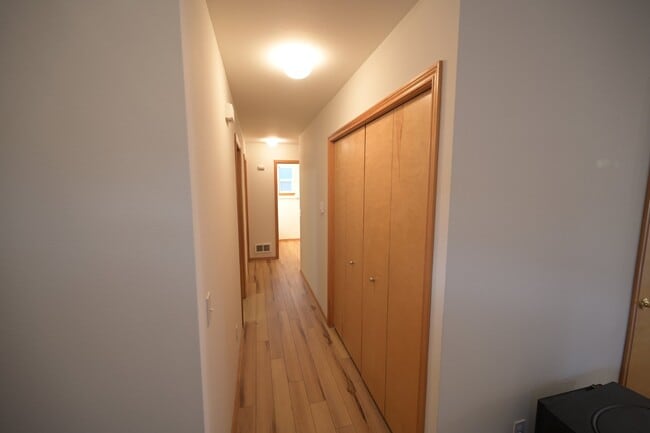 Building Photo - Charming 3 Bed, 2 Bath Home in Summer Bree...