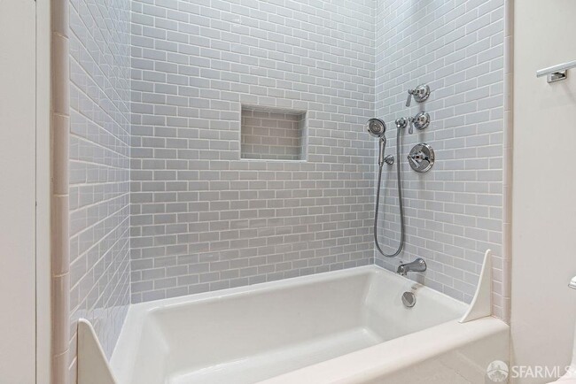 Building Photo - 222 El Camino Del Mar