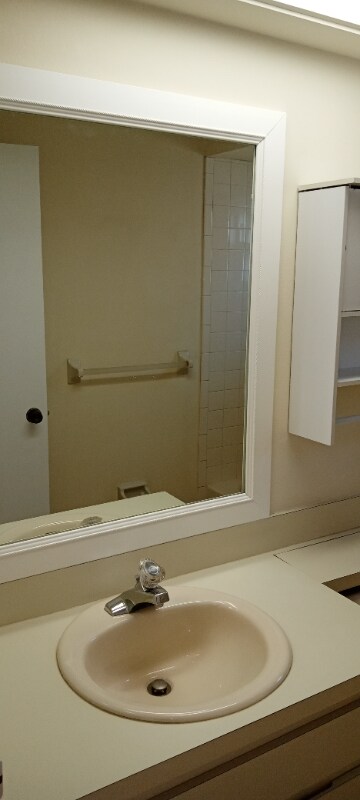 Building Photo - 2015 McMullen Ave