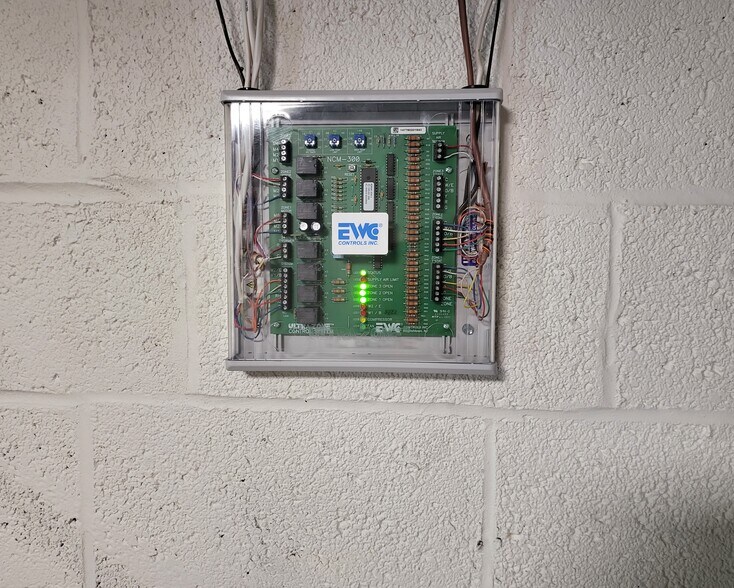 Zone control system for HVAC - 1324 Kenwood Street