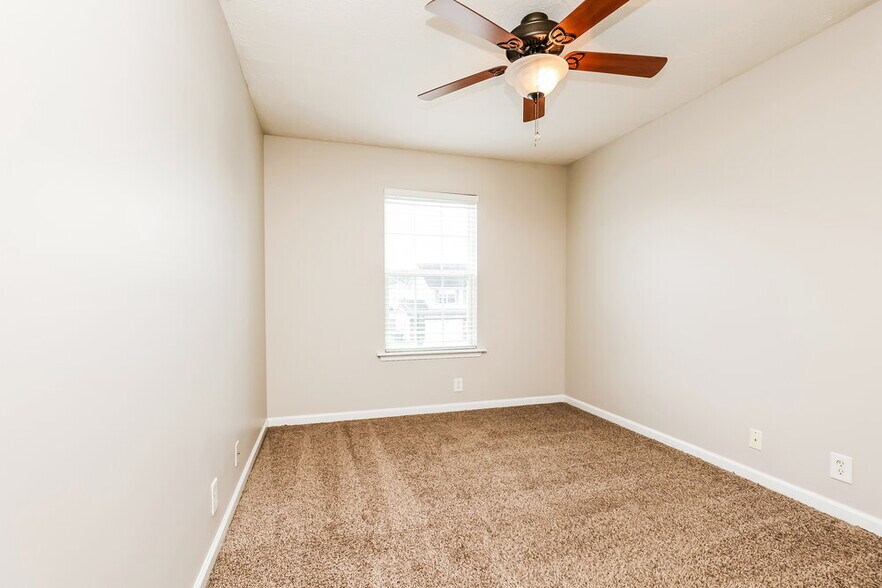 Building Photo - 4905 Ripple Cove