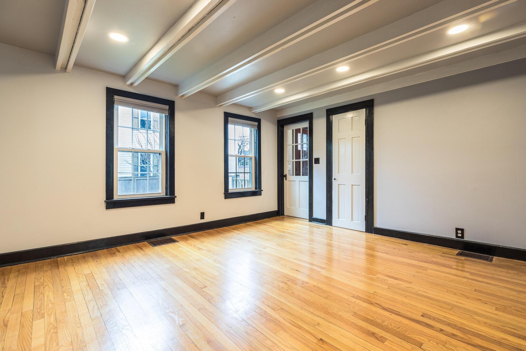 Building Photo - 21 Union St