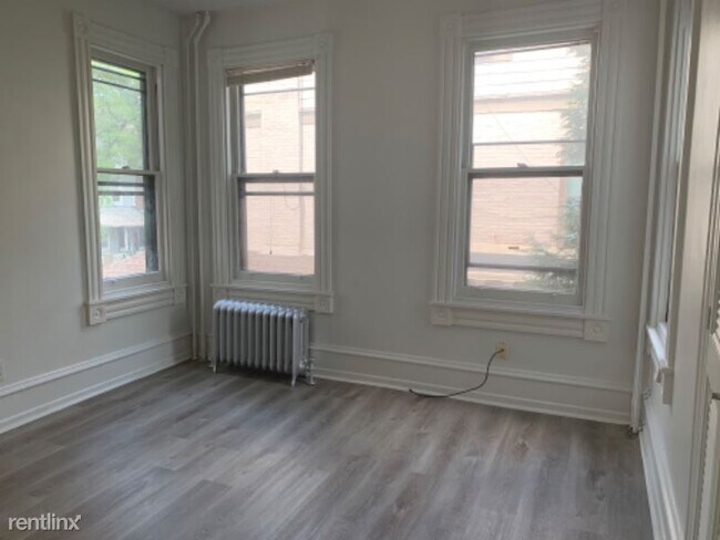 Building Photo - 408 Green Terrace