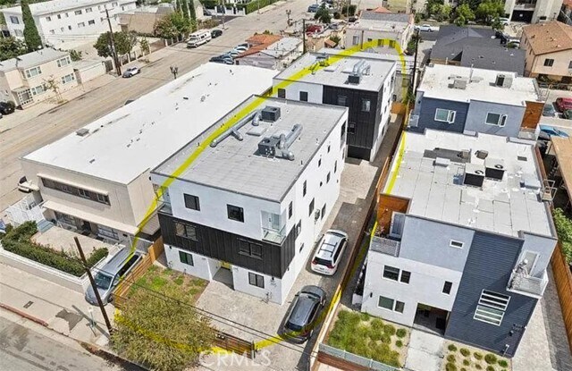 Building Photo - 6417 Lexington Ave