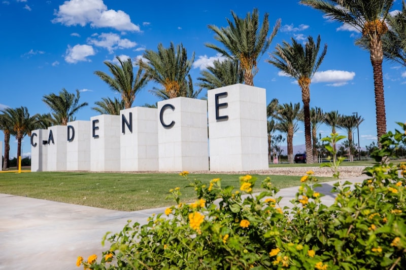 Building Photo - 9918 E Tahoe Ave