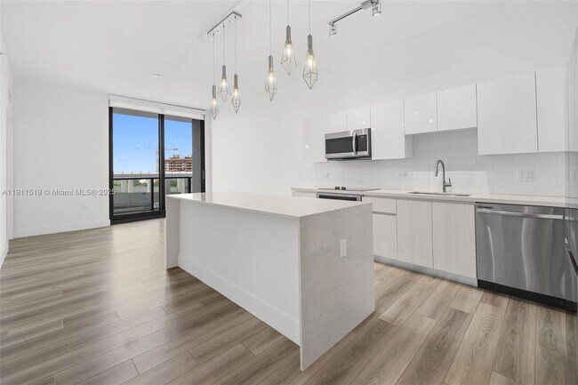 Building Photo - 101 Diplomat Pkwy