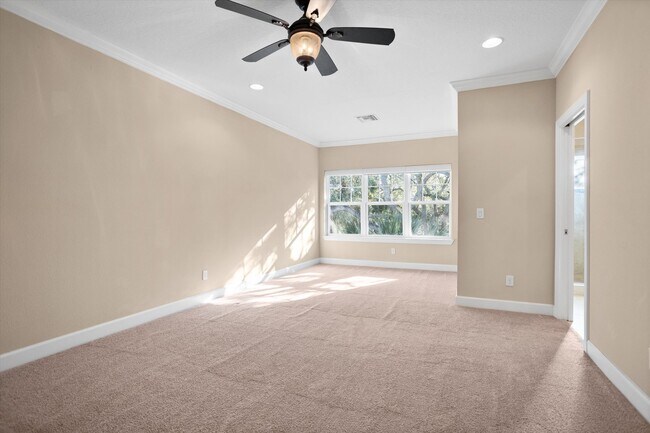 Building Photo - 5912 Anchorage Way S