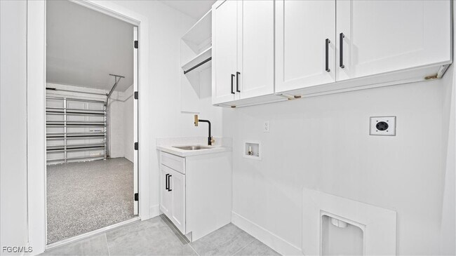 Building Photo - 4127 NW 36th Pl