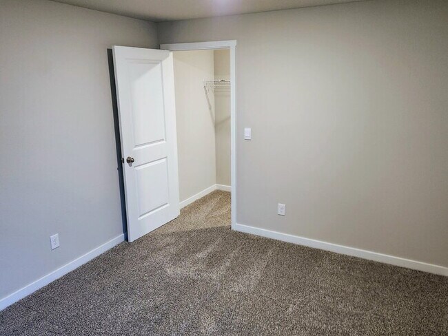 Building Photo - 2124 NW 44th St