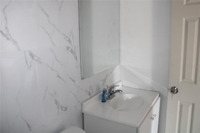 Building Photo - 6101 Dublin Dr