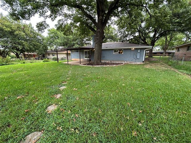 Building Photo - 6741 Briley Dr