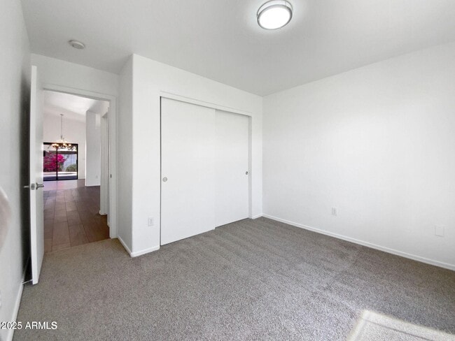 Building Photo - 1488 W Page Ave