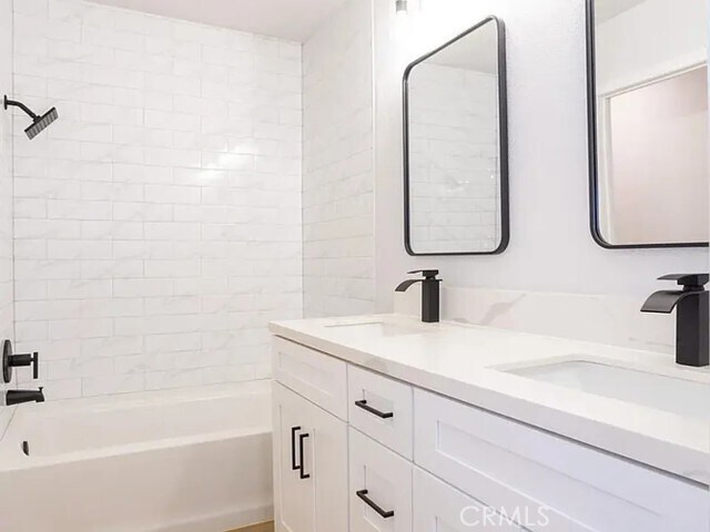 Building Photo - 6868 Cabrini Ct