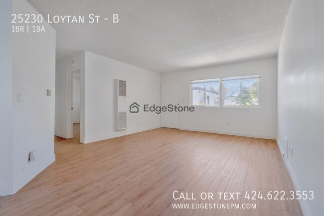 Building Photo - 25230 Loytan St