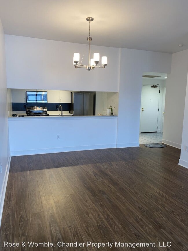 Building Photo - 1 br, 1 bath House - 40 Rader St #411