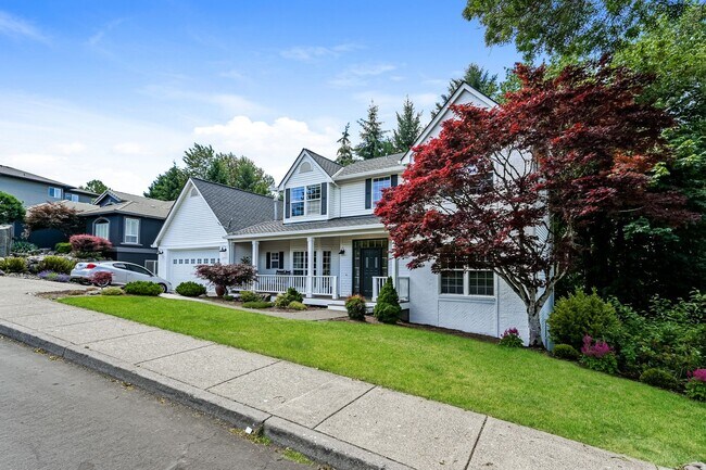 Building Photo - 3 Bed 2.5 Bth Upper Floor Unit + A/C + Fireplace + Large Deck