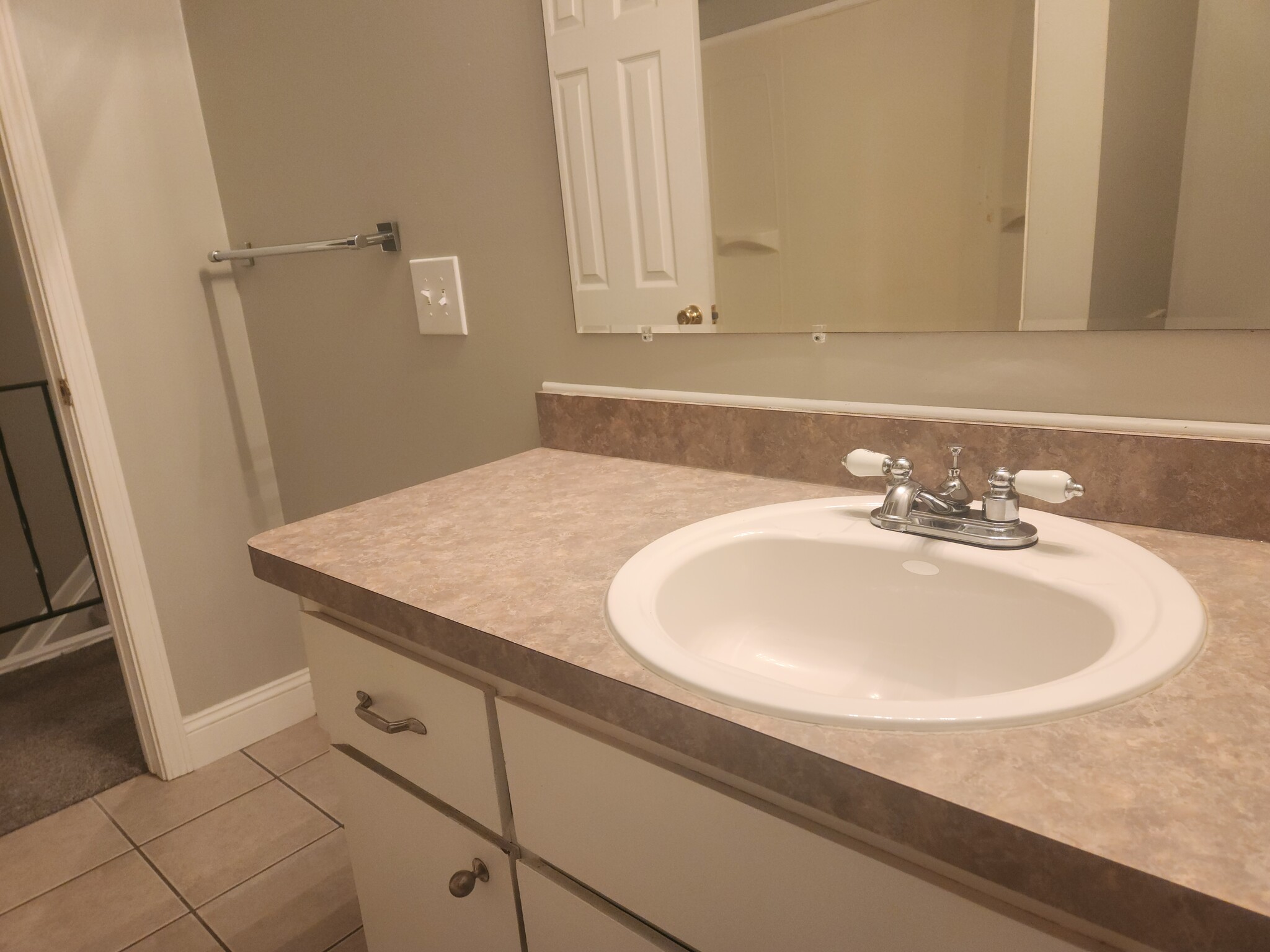 Main Bath - 3373 Van Dyke Rd