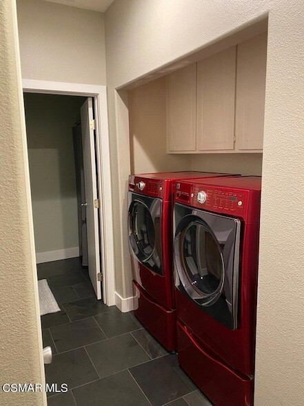 Building Photo - 27926 Cherry Blossom Ct