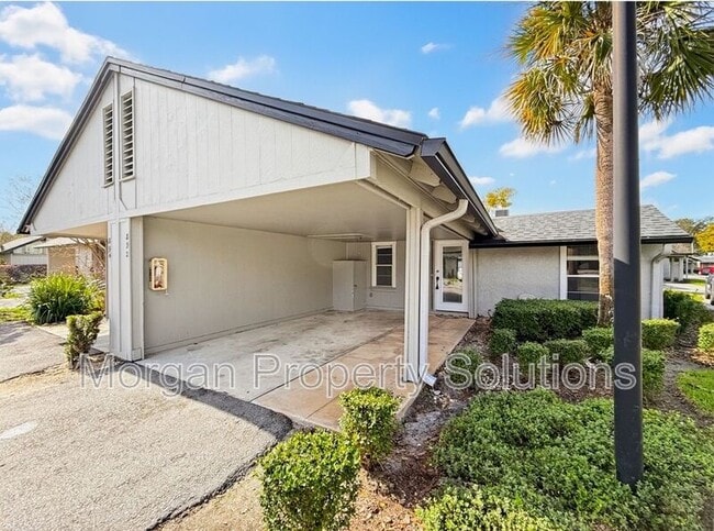 Building Photo - 892 Claydon Way