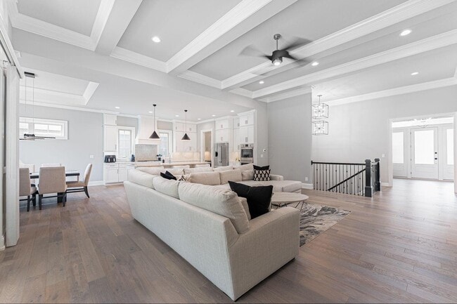 Building Photo - 6096 Deer Bluff Pl
