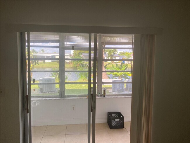 Building Photo - 51 NE 204th St