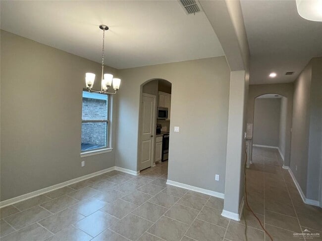 Building Photo - 16 Retama St