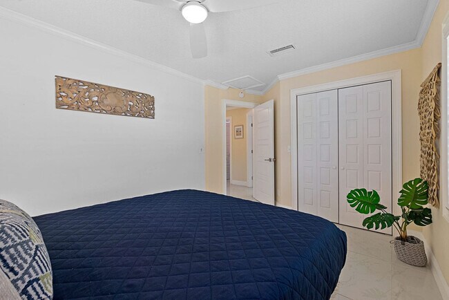 Building Photo - 501 Boating Club Rd