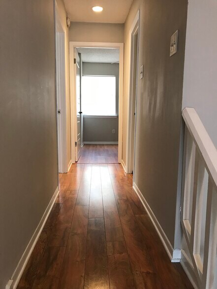 Building Photo - 5622 Clarke Address