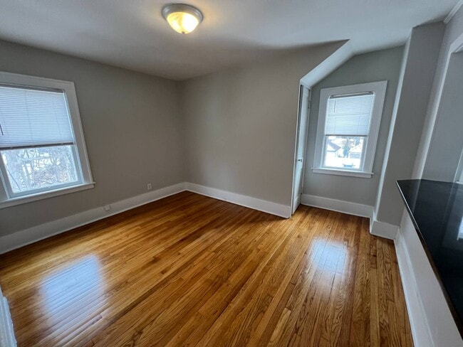 Building Photo - 1226 Wendell Ave