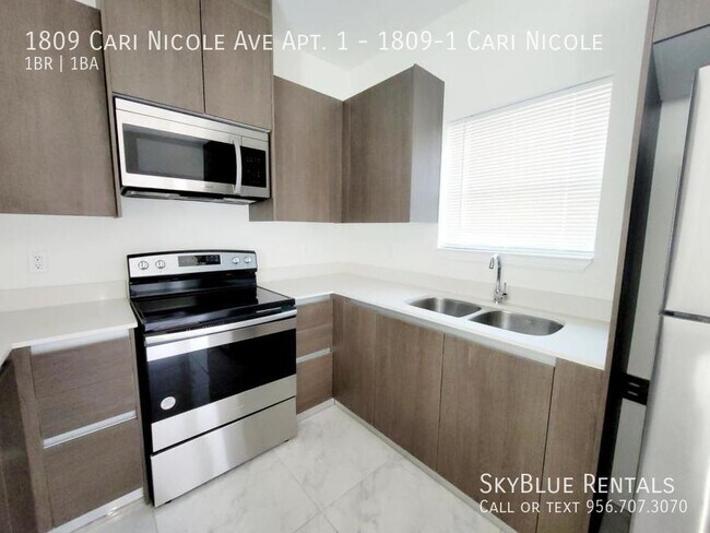 Building Photo - 1809 Cari Nicole Ave