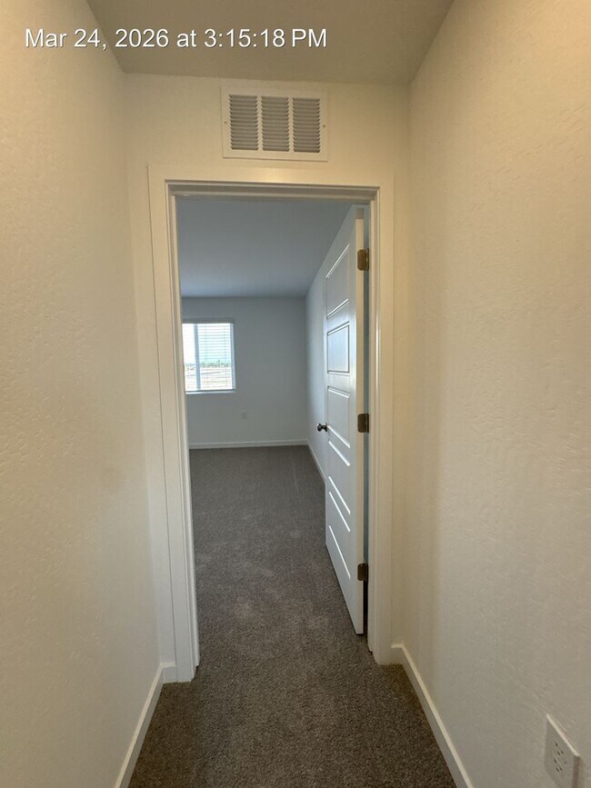 Building Photo - Newly Built Home located SE Visalia!  Rent Ready!