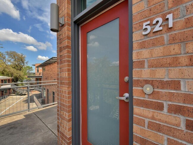 Building Photo - 2205 N Lamar Blvd