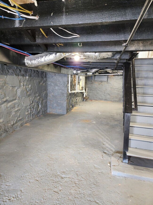 Building Photo - Charming, Fully Renovated 3-Bedroom Home in Baltimore City – Available Now!