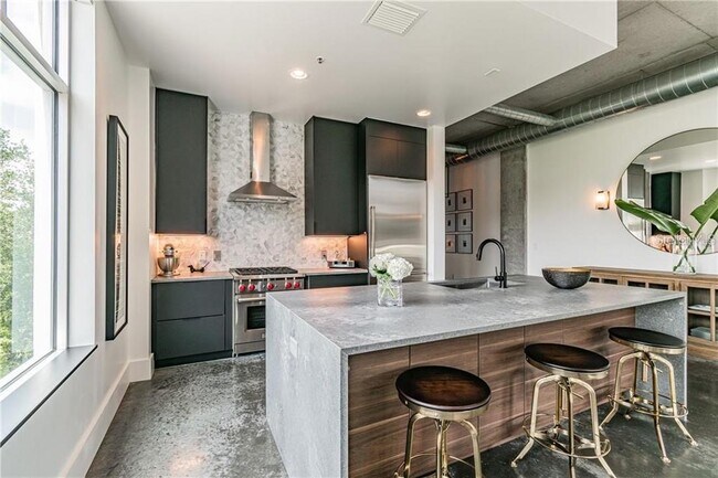 Building Photo - 101 S 12th St