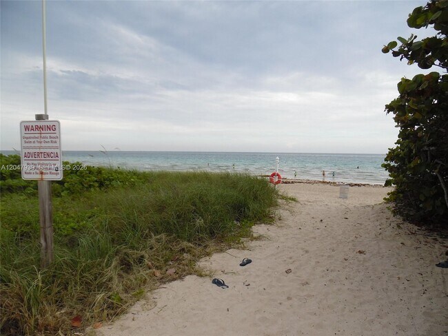 Building Photo - 8911 Collins Ave